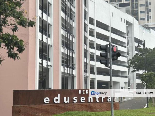 Shop for rent in Petaling, Alam Impian