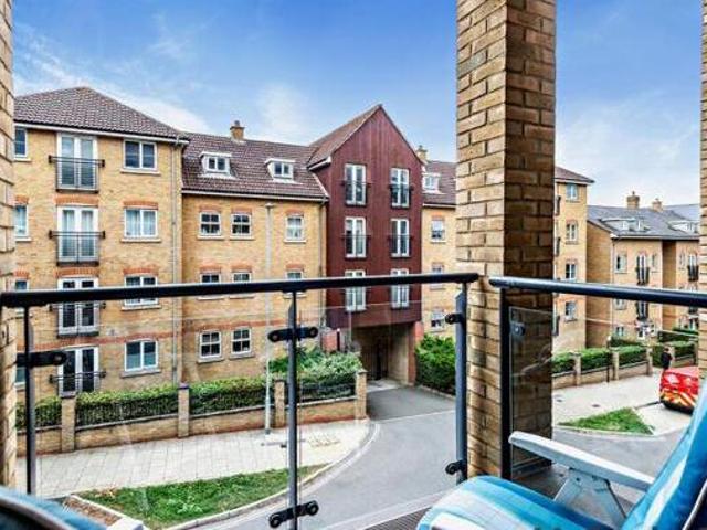 House for sale in Hertford, Colliers End