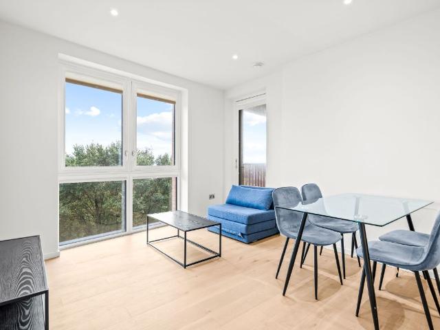 Apartment for rent in Queen's Park, Brighton