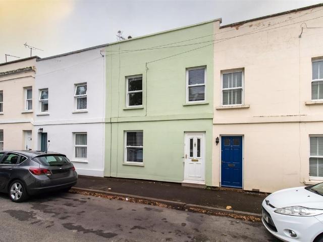 House for rent in Golden Valley, Gloucestershire