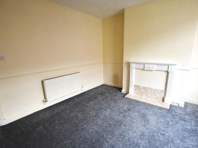 House for rent in Moses Gate, Lee Bank