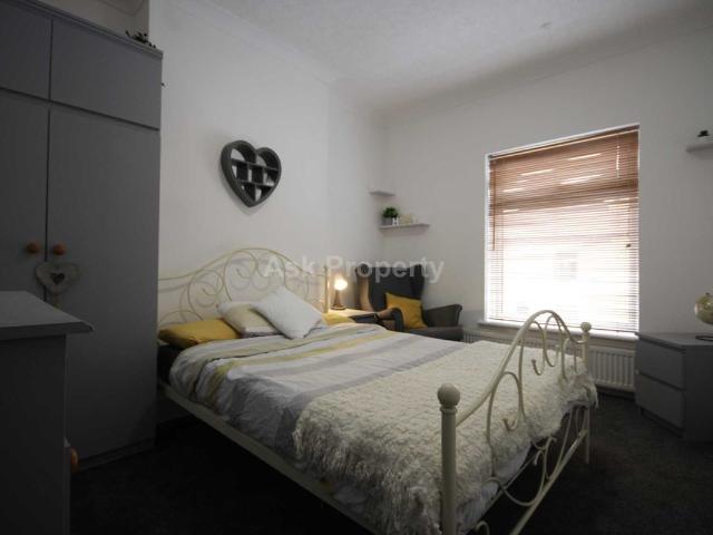 Room for rent in East Midlands