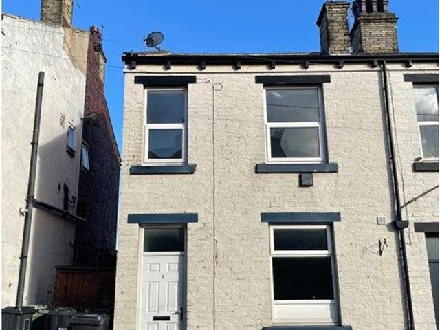 House for rent in Littletown, West Yorkshire