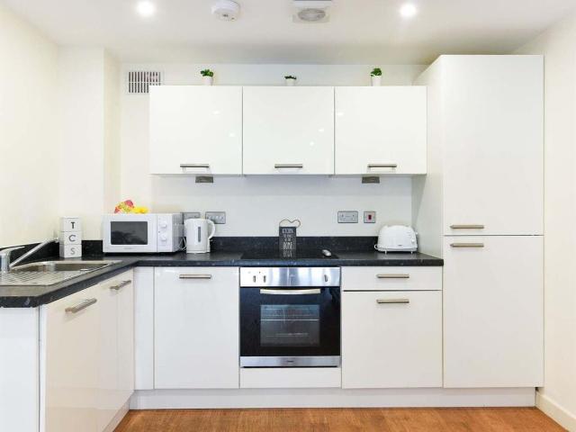Room for rent in Saint Vincent's, Netherthorpe