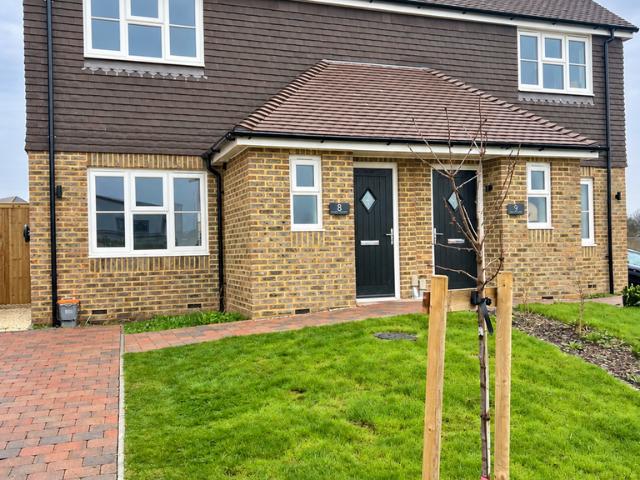 House for rent in Stone Cross, Wealden