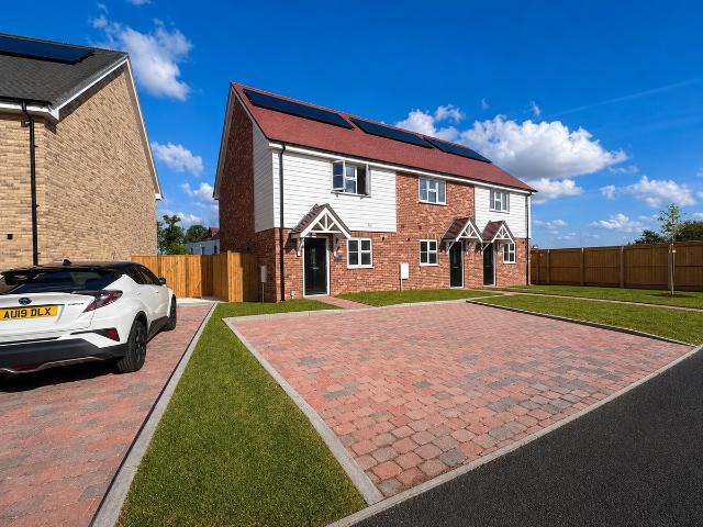 House for rent in Polegate, Cross In Hand