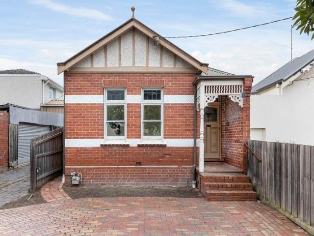 House for sale in Malvern