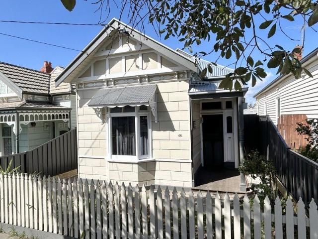 House for rent in Essendon, Melbourne