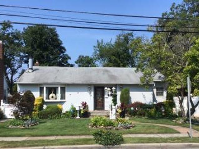 House for sale in North Valley Stream, Nassau County