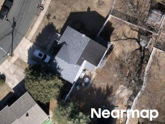 House for sale in Gloucester City