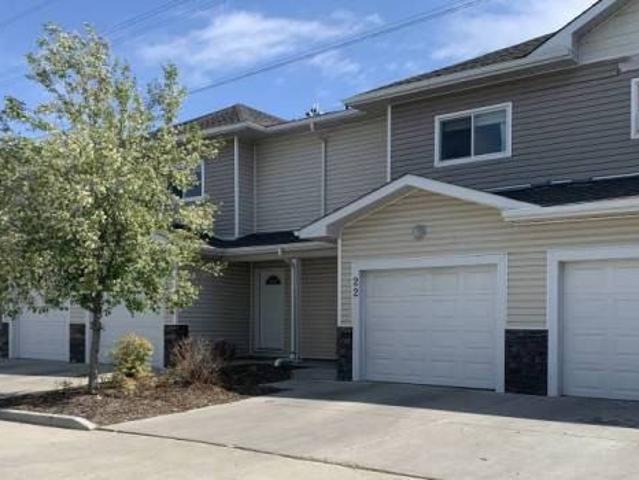 House for rent in Wedgewood, Alberta
