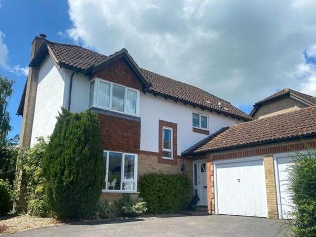 House for sale in Preshute, Marlborough