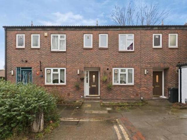 House for sale in Lyons, Greater London