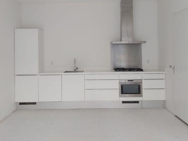 Appartement te huur in Zuid, Amsterdam