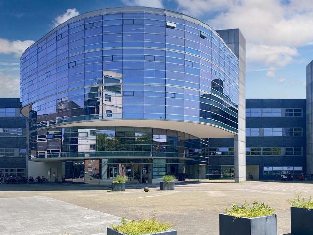 Bedrijfspand te huur in Maastricht-Centrum, Maastricht
