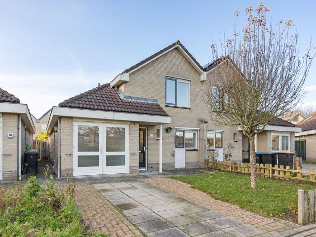 Eengezinswoning te huur in Dronten, Flevoland