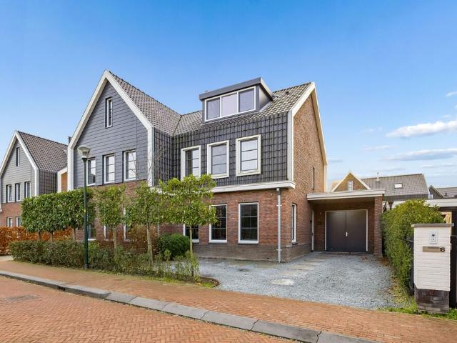 Woning te huur in Blaricum, Noord Holland