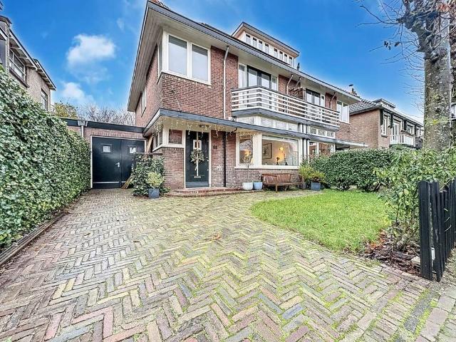 Woning te huur in Aerdenhout, Noord Holland