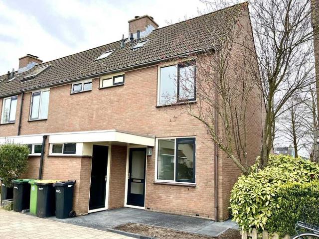 Woning te huur in Wormer, Noord Holland