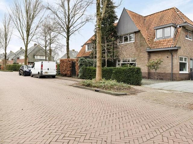 Woning te huur in Laren, Noord Holland