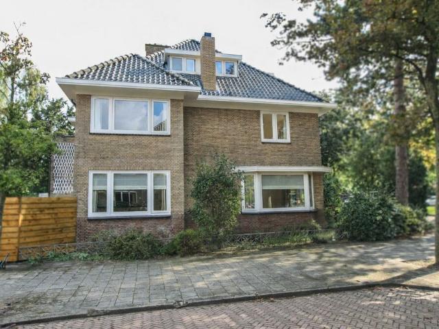 Eengezinswoning te huur in Wassenaar, Zuid Holland