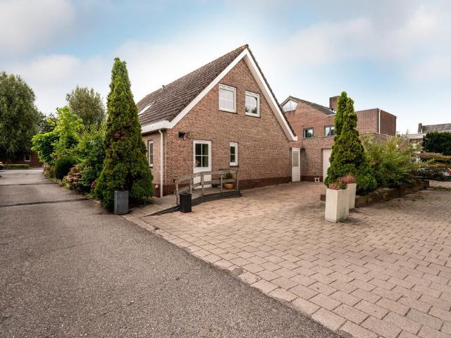 Woning te huur in Aalsmeer, Noord Holland