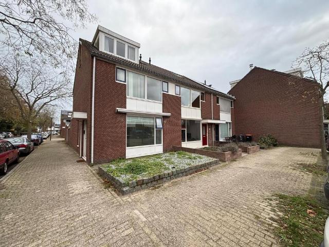 Eengezinswoning te huur in Beverwijk, Noord Holland