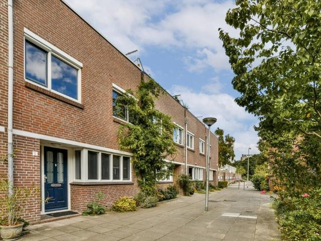 Woning te huur in Diemen, Noord Holland