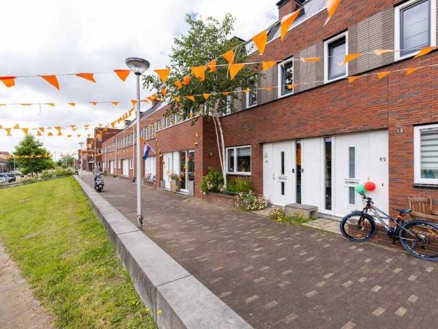 Eengezinswoning te huur in Bergschenhoek, Zuid Holland