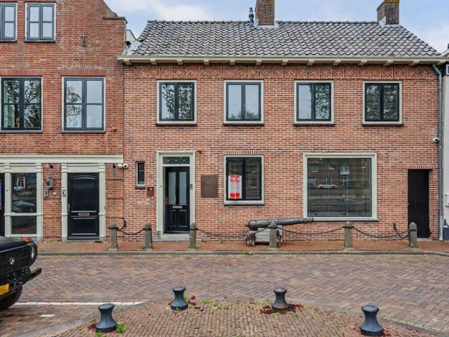 Woning te huur in Hellevoetsluis, Zuid Holland