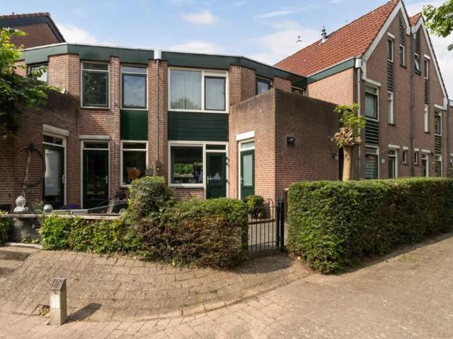 Woning te huur in Huizen