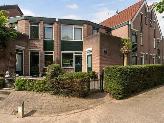 Woning te huur in Huizen, Noord Holland