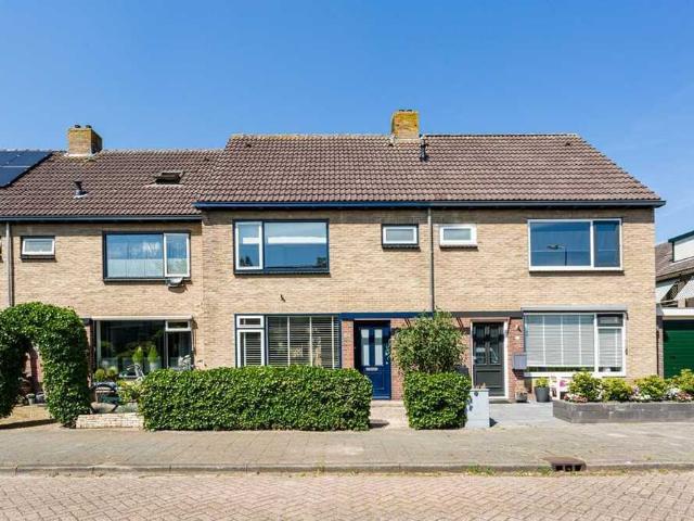 Woning te huur in Sint Pancras, Noord Holland