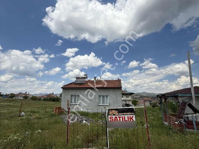 İhsaniye, Afyonkarahisar içerisinde satılık Villa