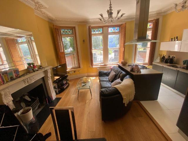 House for rent in Highbury, Greater London