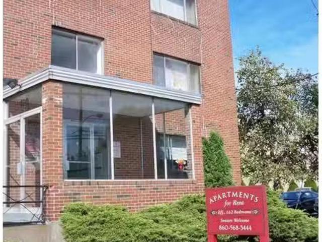 Condo for rent in East Hartford