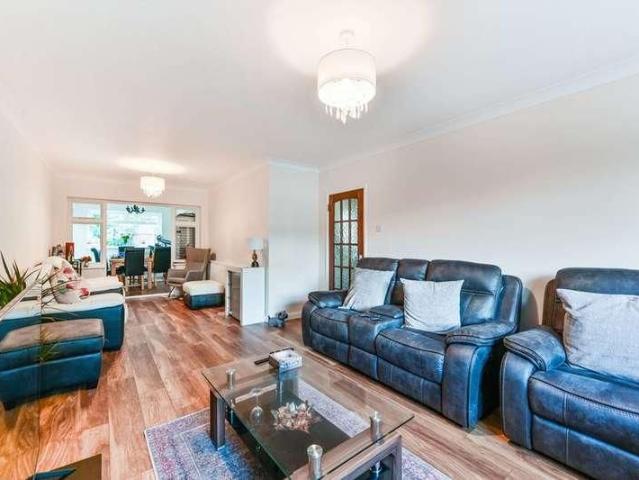 House for rent in Carshalton, Carshalton Beeches