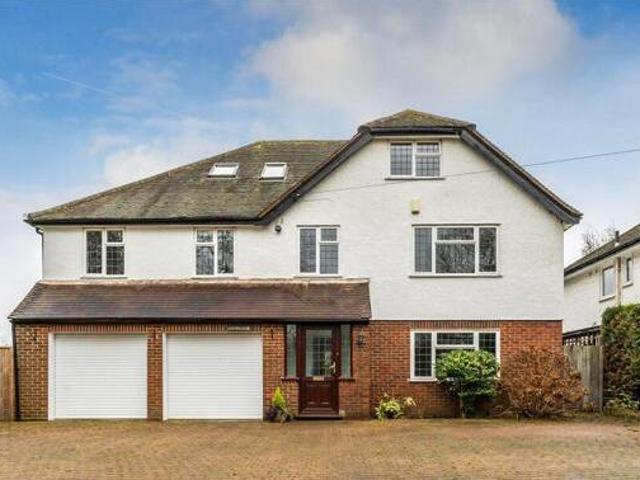 House for sale in Leatherhead, Mole Valley