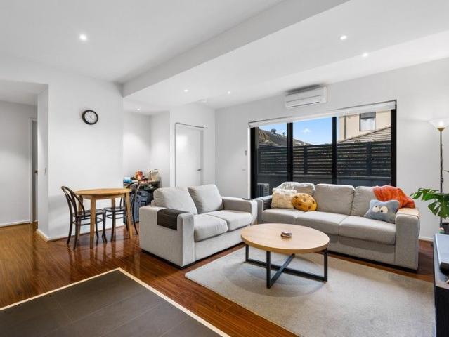 Apartment for sale in Camerons Creek, Victoria