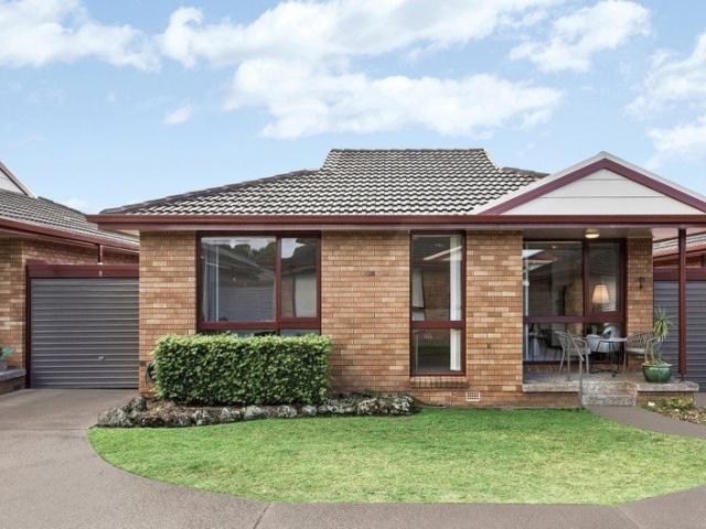 Villa for rent in Sydney, New South Wales