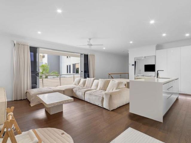 Townhouse for rent in Fernbrook, Queensland
