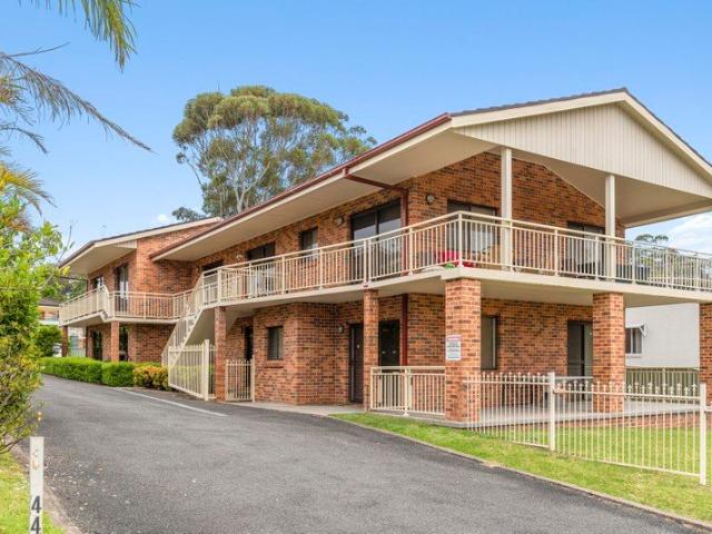 Apartment for sale in Mollymook, New South Wales