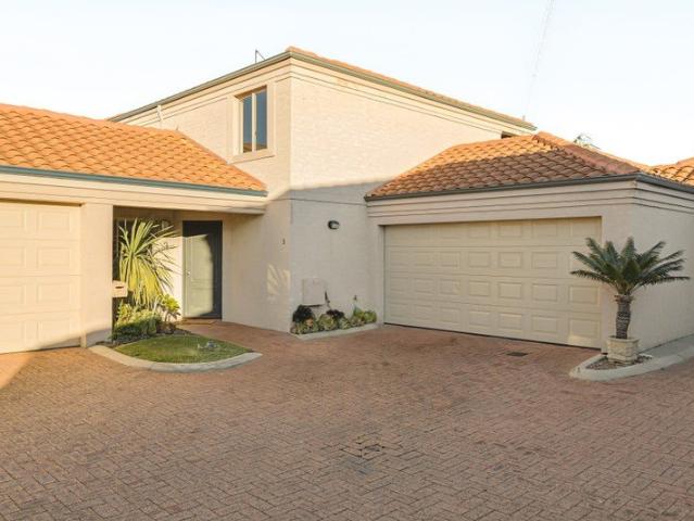 Townhouse for sale in Sorrento, Western Australia