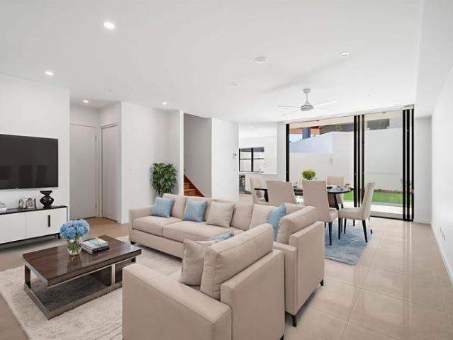 Townhouse for rent in Kings Creek, Queensland