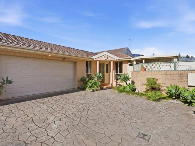 Duplex for sale in Long Jetty, New South Wales