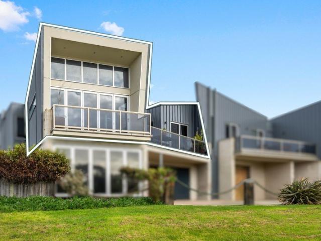 Apartment for rent in Jan Juc, Victoria
