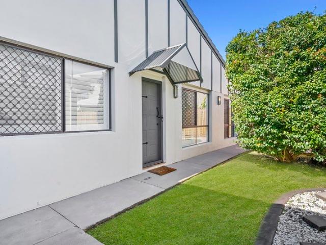 Apartment for sale in Kings Creek, Queensland