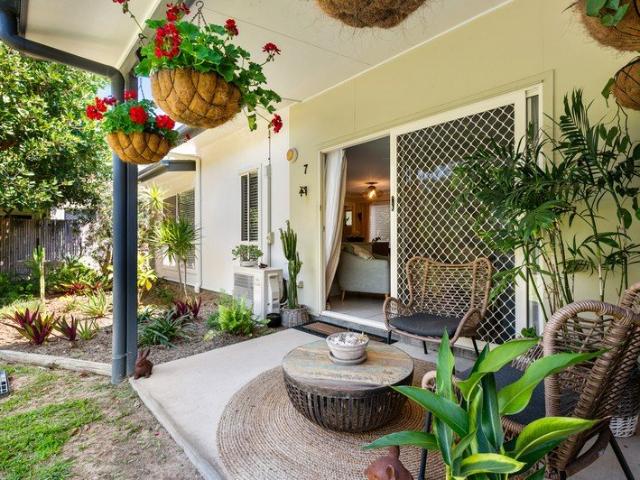 Apartment for sale in Moore Park Beach