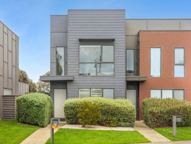 Townhouse for sale in Torquay, Victoria