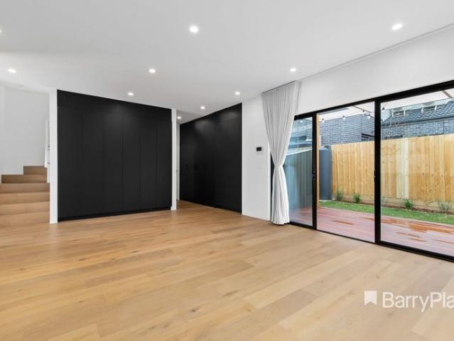 Townhouse for rent in Camerons Creek, Victoria